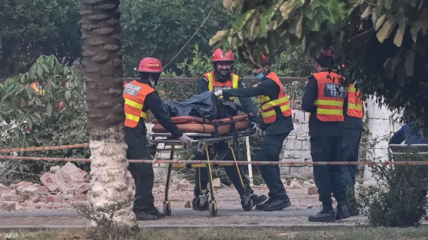 عشرات القتلى والجرحى في قصف متبادل بين الهند وباكستان