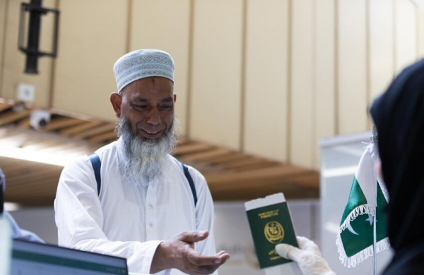 السعودية تستقبل أكثر من 820 ألف حاج حتى الخميس